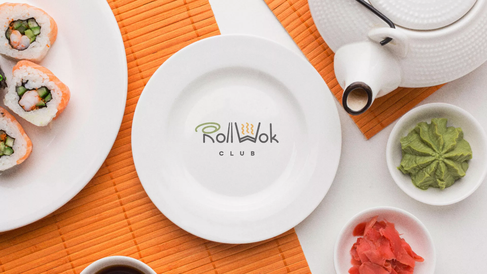 Разработка логотипа и фирменного стиля суши-бара «Roll Wok Club» в Дно